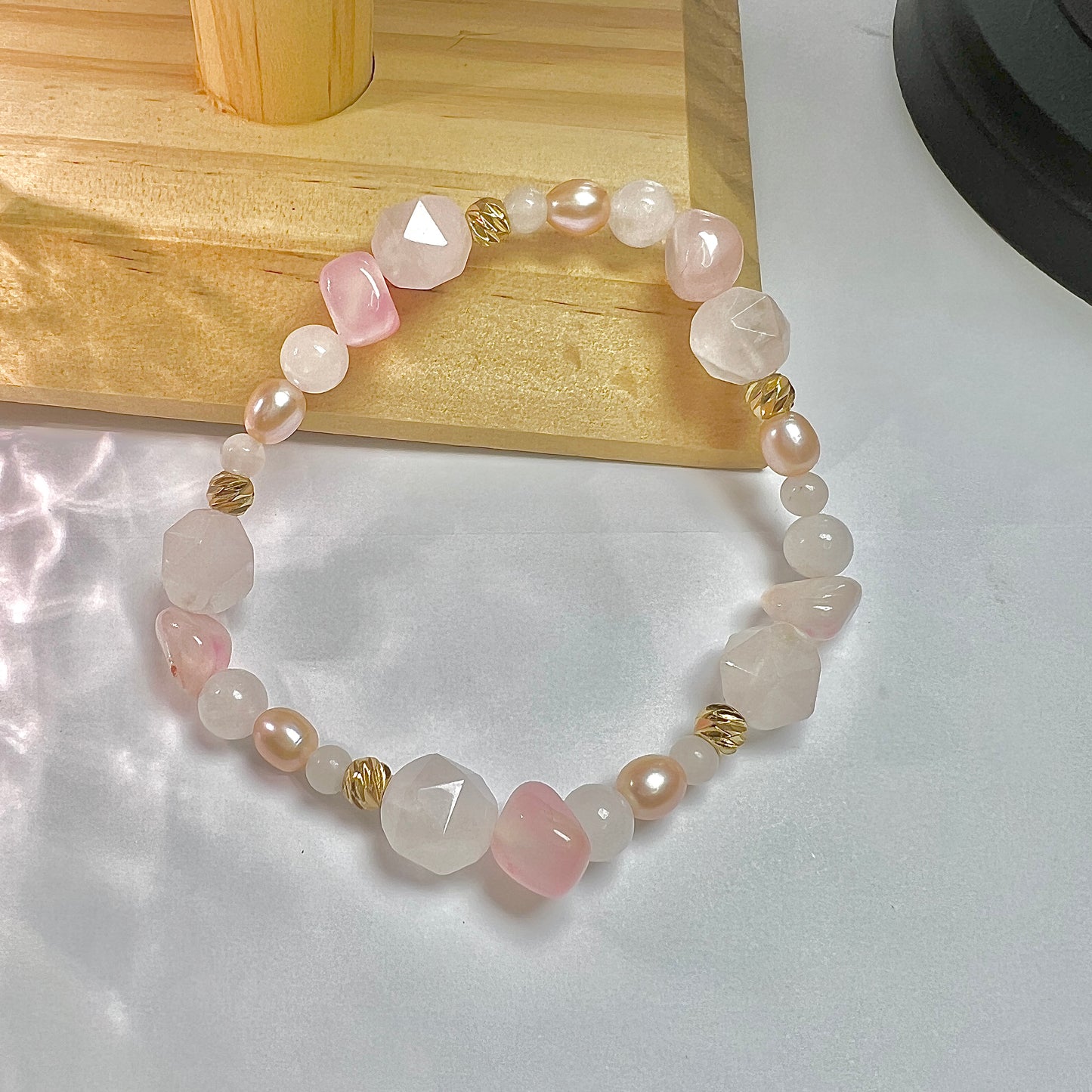 The original design of pentagonal stacked bracelet Natural Rose Quartz Pink Agate Pink Natural Pearls
